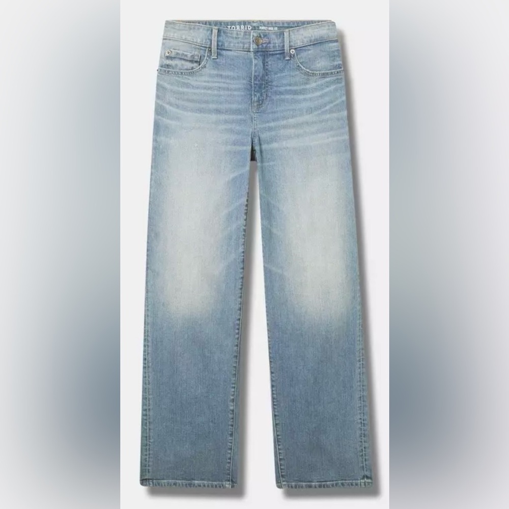 *SOLD* NWT Torrid Perfect Wide Leg Vintage Stretch Mid-Rise Jeans in Karma 20